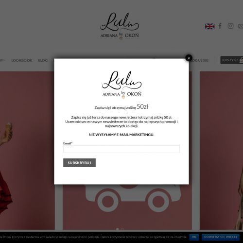 Koronkowa sukienka od projektanta