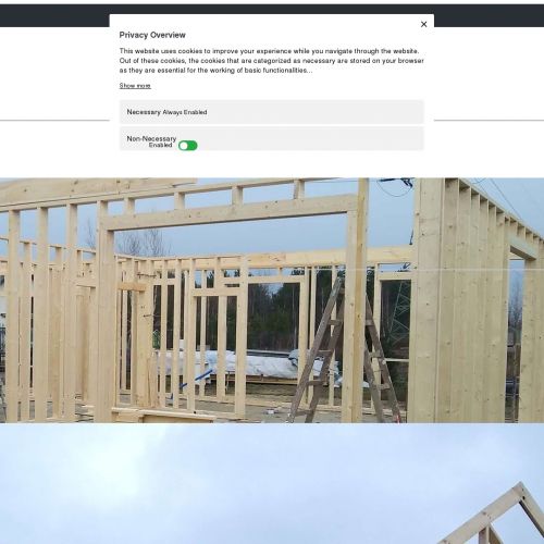 Elewacje domów piętrowych z lat 80